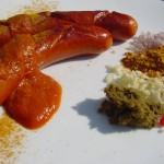 Currywurst mit Kartoffelsalat